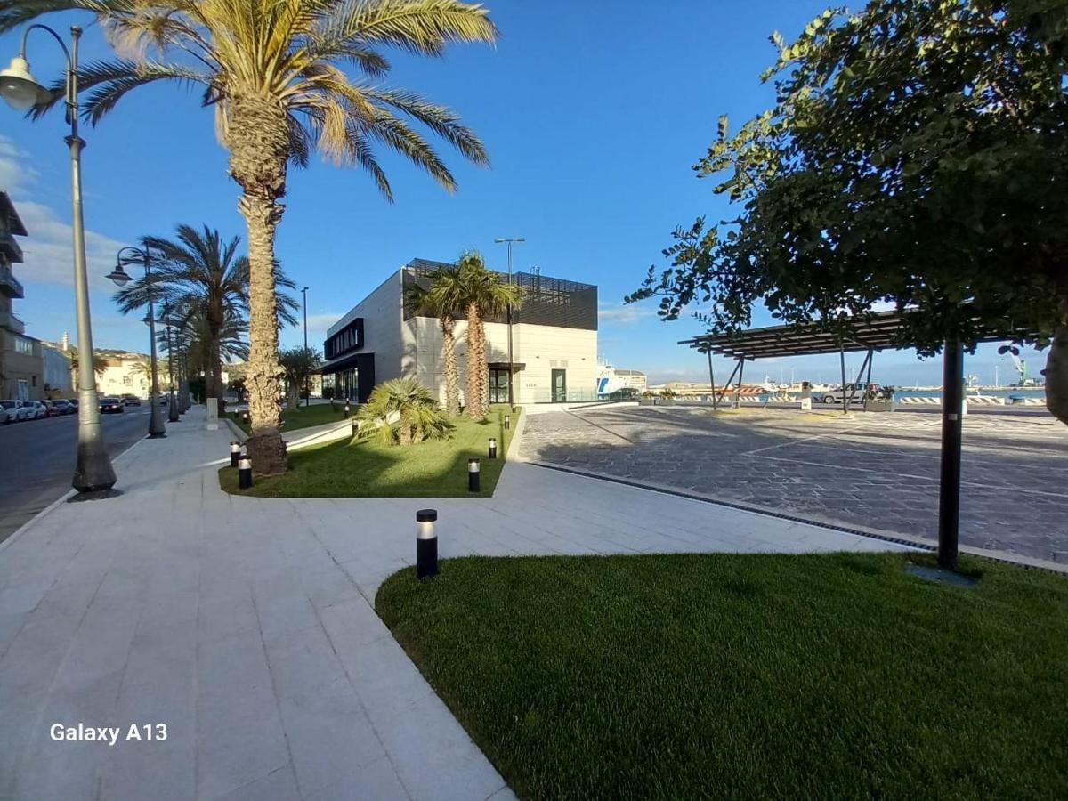 Casa Vacanza Nonna Nena Porto Empedocle Eksteriør billede